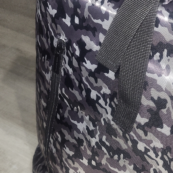 PACO RANANNE Stylish Camouflage Backpack in Black and Gray - Picture 4 of 7